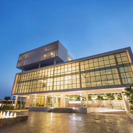 Paragon Grand Resort Jomtien Beach Exterior photo