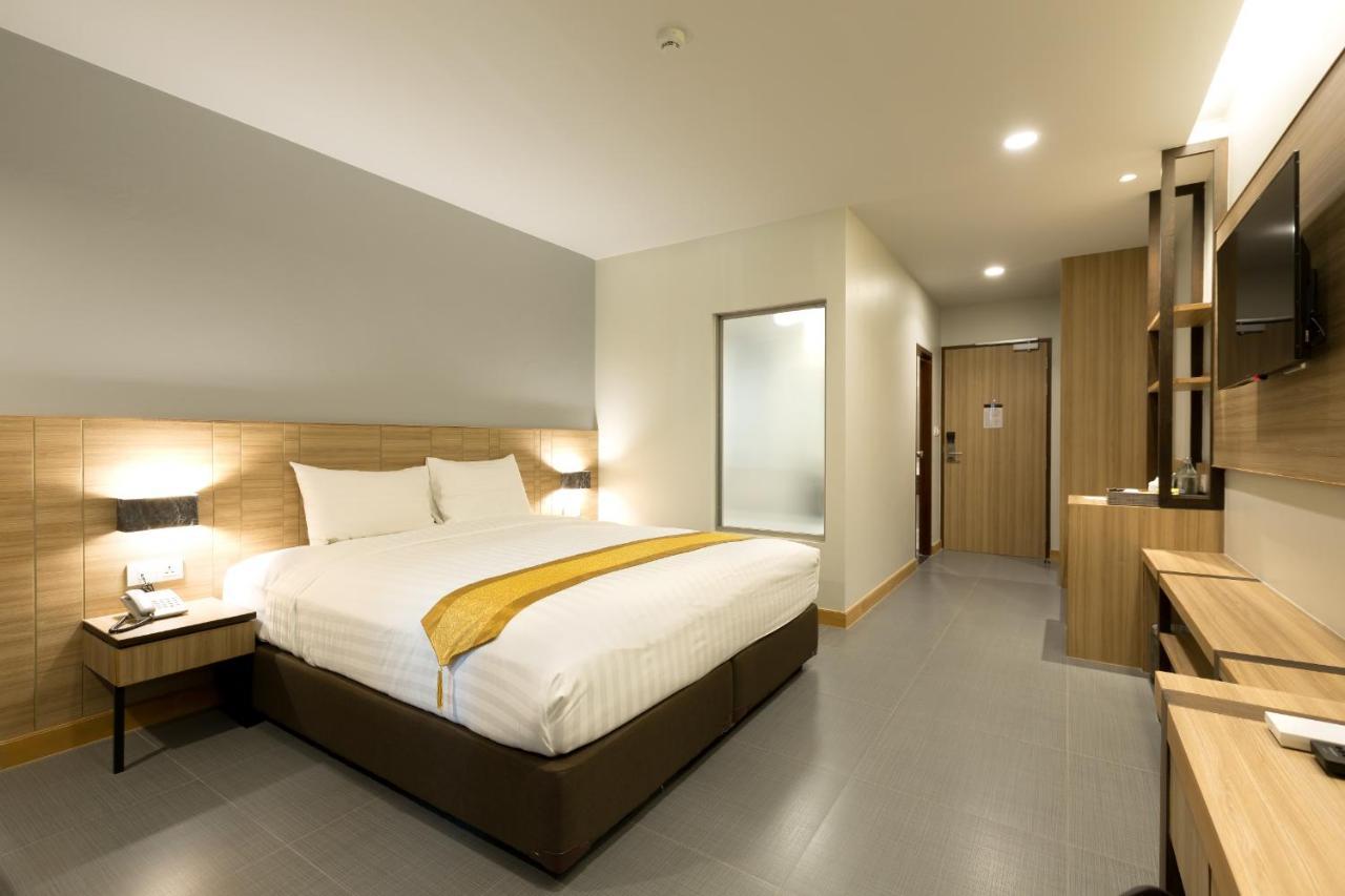 Paragon Grand Resort Jomtien Beach Exterior photo